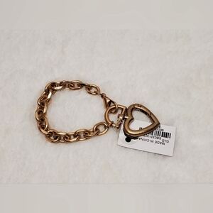 Nwt Buckle Gold Chain Bracelet